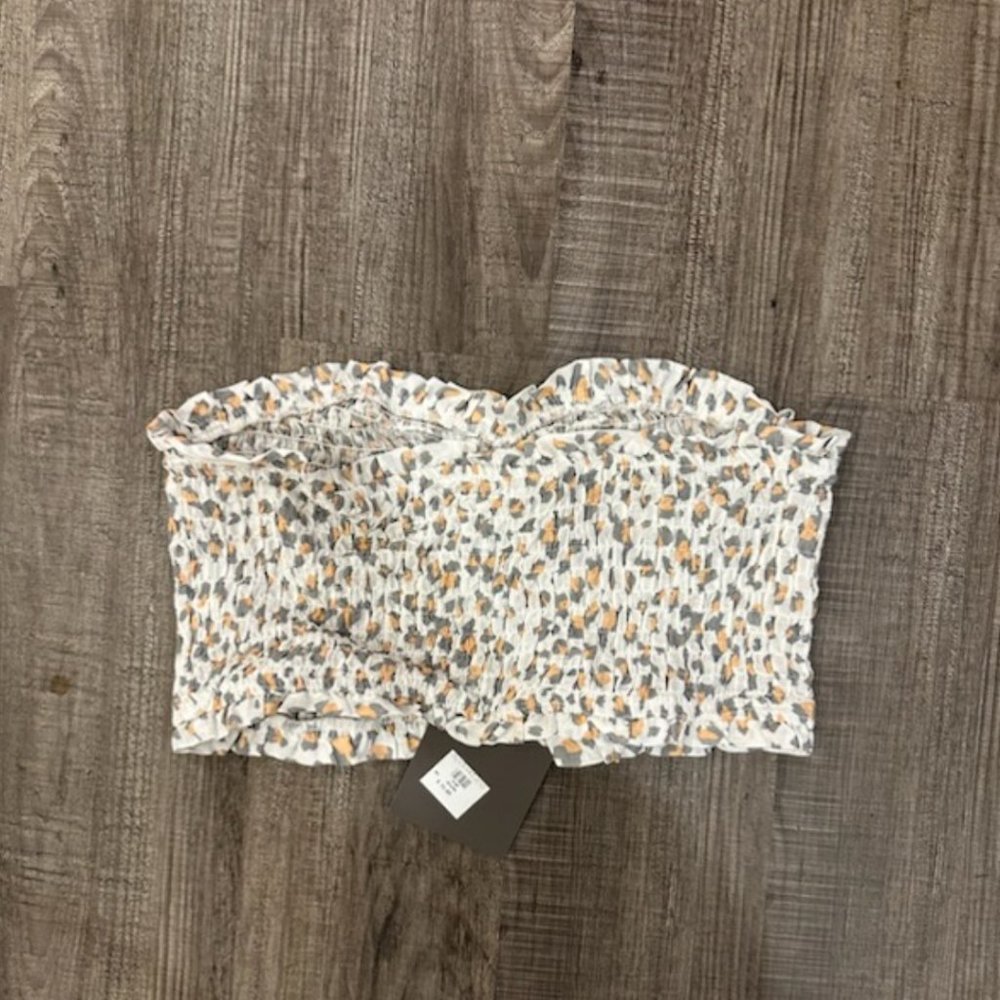 Strapless Animal Print Crop Top - Picture 2 of 3